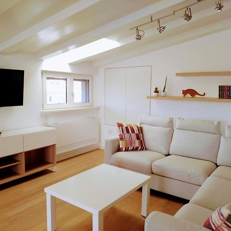 Cairoli7Novate-Mansarda Apartment Novate Milanese Ngoại thất bức ảnh